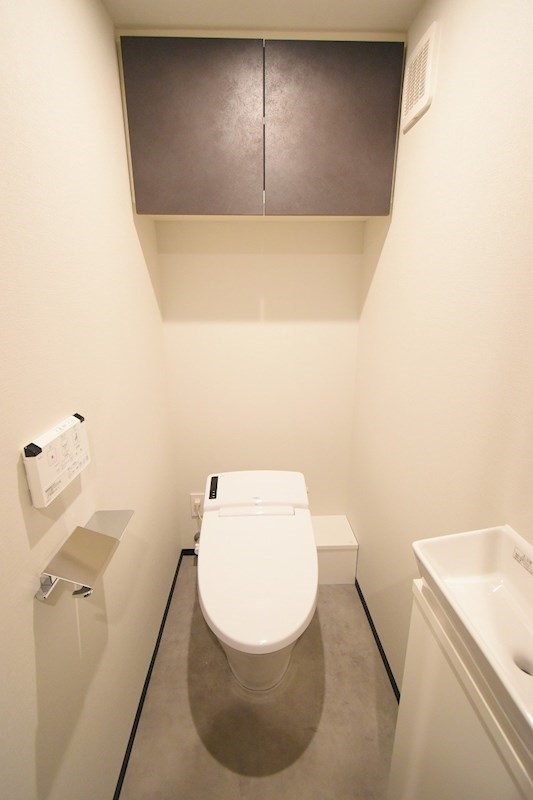 トイレ　写真は同タイプ住居です。