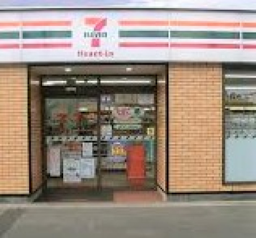 コンビニ　セブンイレブンハートインJR法隆寺駅南口店（コンビニ）まで93m