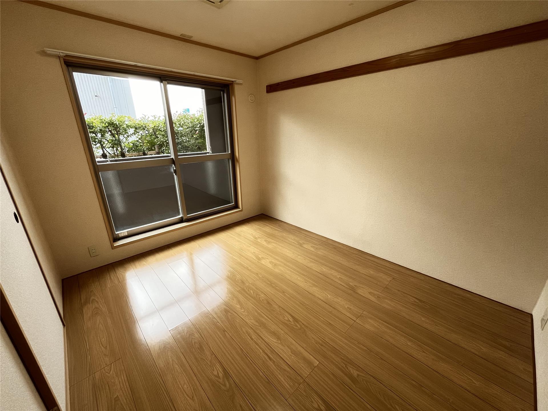 その他部屋・スペース　6帖の洋室です♪