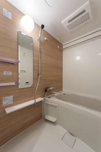 バス・シャワールーム　※写真は同タイプ住戸です。