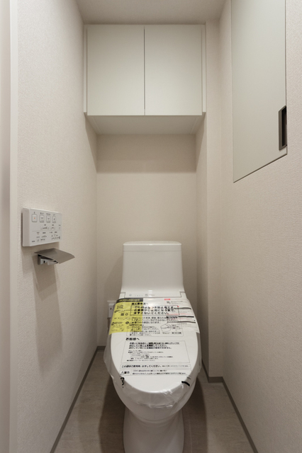 トイレ　※写真は同タイプ住戸です。