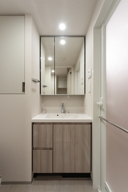 洗面設備　※写真は同タイプ住戸です。