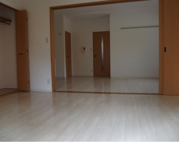その他部屋・スペース　落ち着いて過ごせるお部屋なので、寝室にいかがでしょうか