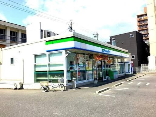 コンビニ　ファミリーマート 大宝店（コンビニ）まで338m
