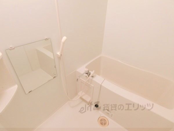 バス・シャワールーム　風呂