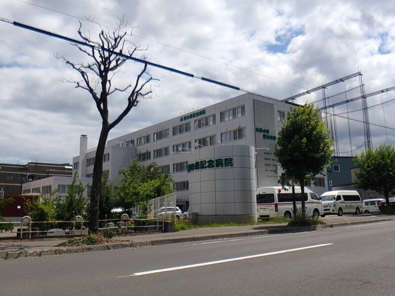 病院　医療法人讃生会宮の森記念病院（病院）まで383m