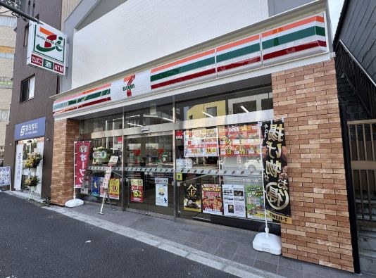 コンビニ　セブンイレブン 大島中の橋南店（コンビニ）まで239m