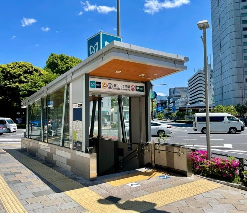 その他　青山一丁目駅（その他）まで917m