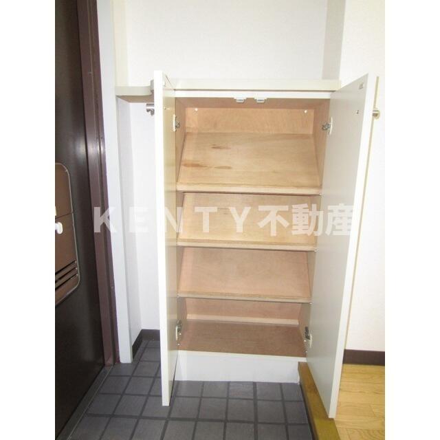 玄関　シンプルで使いやすい玄関です