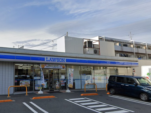 コンビニ　ローソン（コンビニ）まで194m