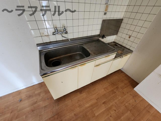 キッチン　別部屋イメージ写真