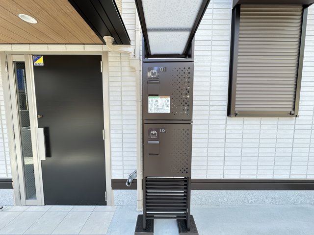 ロビー　宅配ボックス