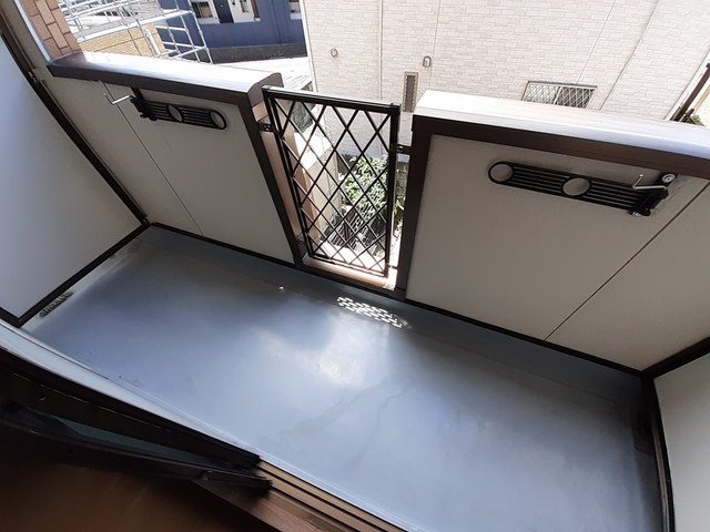 バルコニー　バルコニー