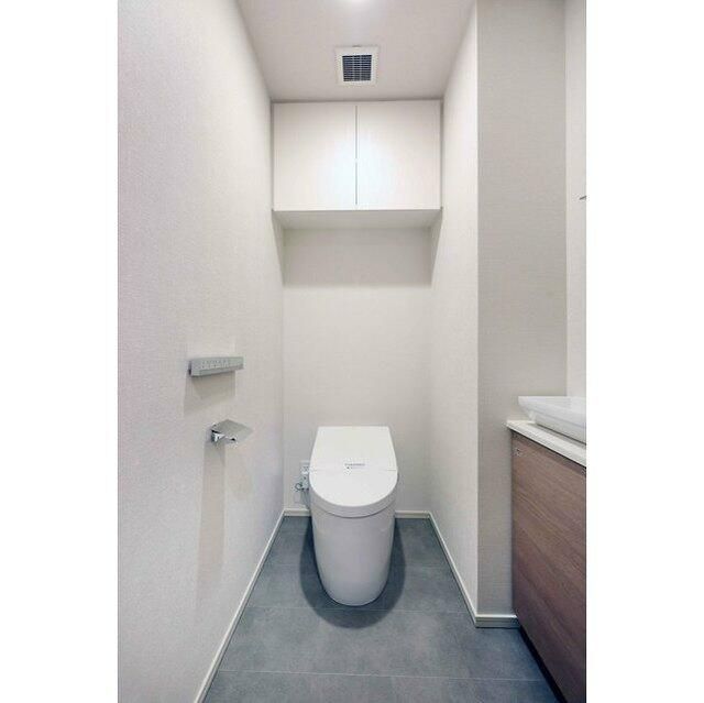 トイレ　写真は同タイプ住居です。