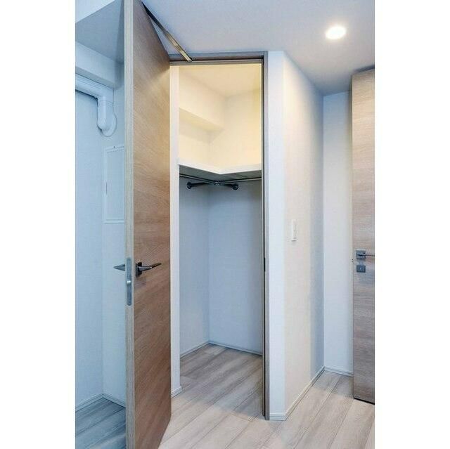 収納　写真は同タイプ住居です。