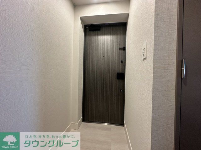 玄関　お部屋探しはタウンハウジングへ♪