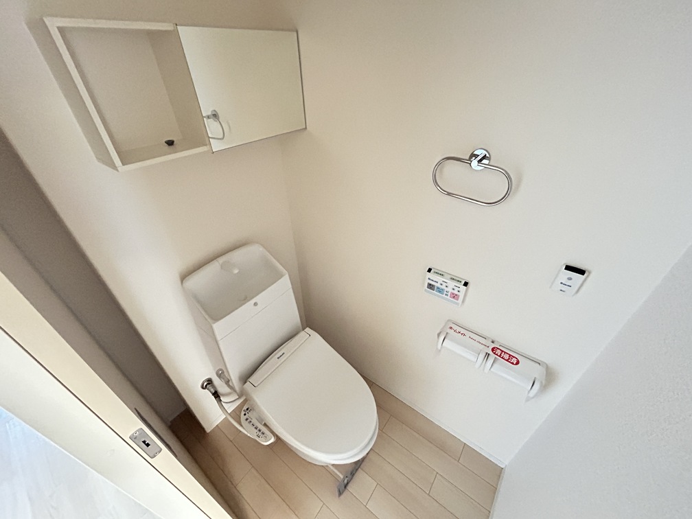 トイレ　実際のお部屋です