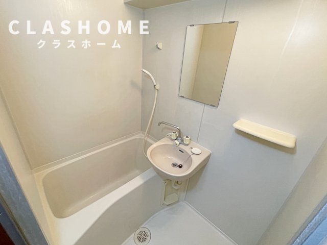 バス・シャワールーム　同物件の別部屋になります。