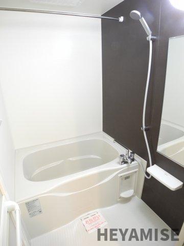 バス・シャワールーム　※同間取りの別の階のお部屋の画像です※