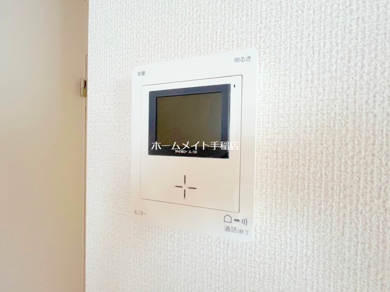 セキュリティ　モニター付きインターホンで安心です♪