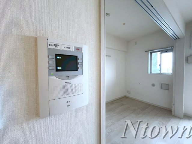 セキュリティ　モニター付きインターホンです