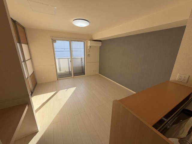 サニープレイス十一屋 C棟の居間写真