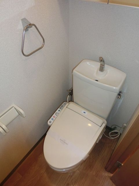 トイレ　洗浄便座