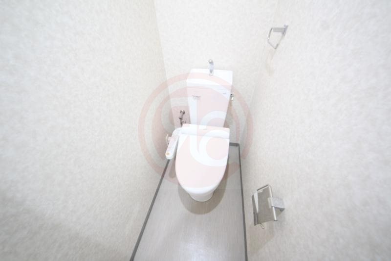 トイレ　トイレもきれいです