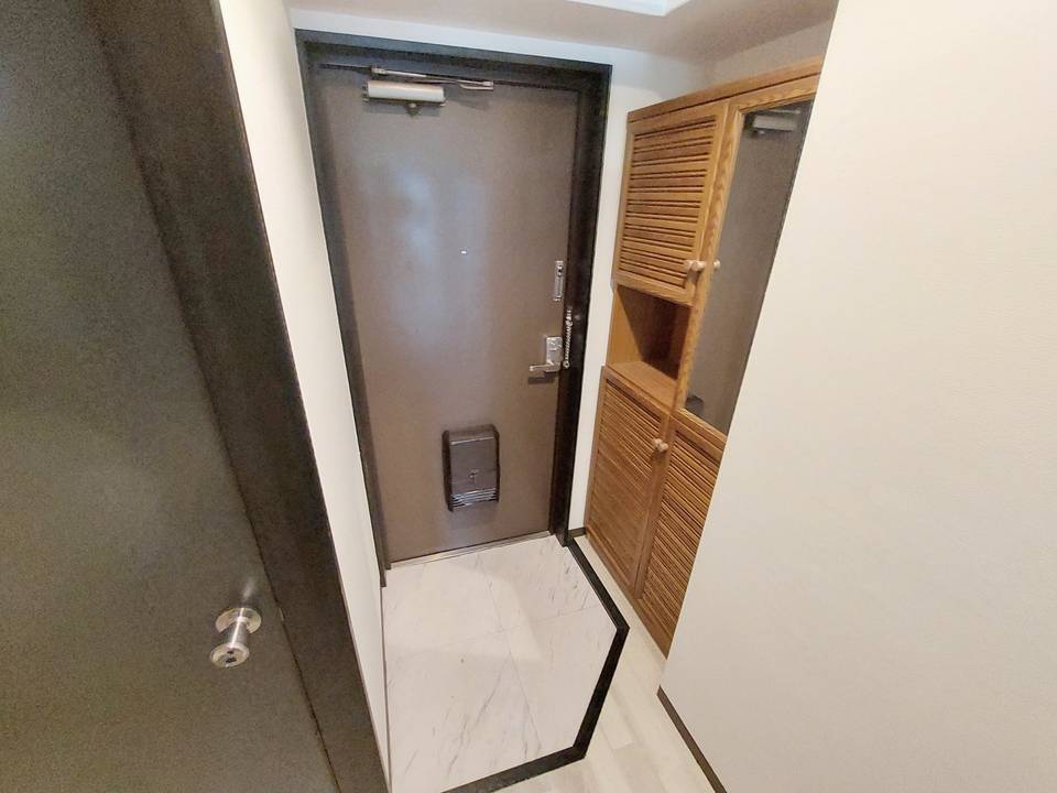 玄関　玄関