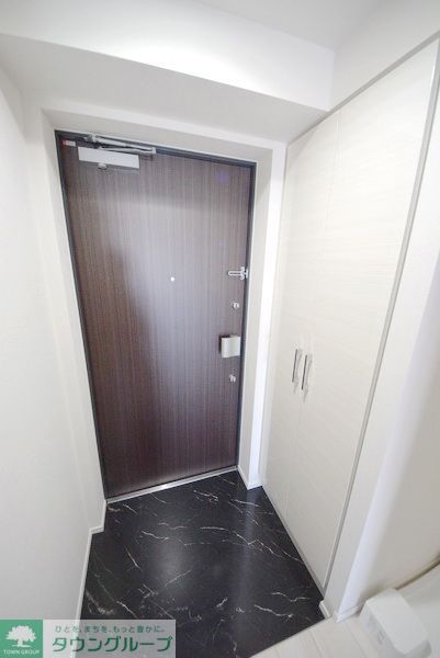 玄関　★他号室の参考画像です★