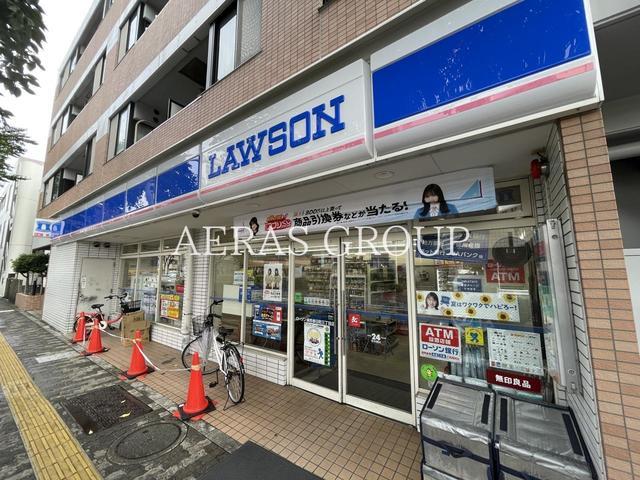 コンビニ　ローソン 練馬春日町三丁目店（コンビニ）まで298m