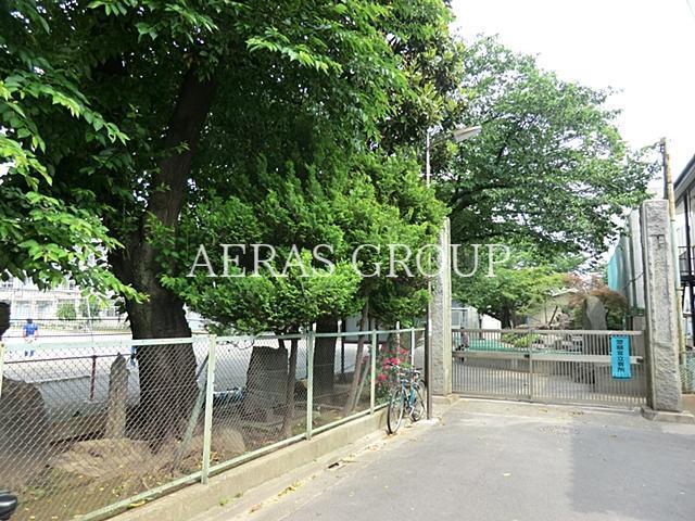 小学校　練馬区立練馬小学校（小学校）まで392m