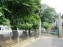 小学校　練馬区立練馬小学校（小学校）まで392m