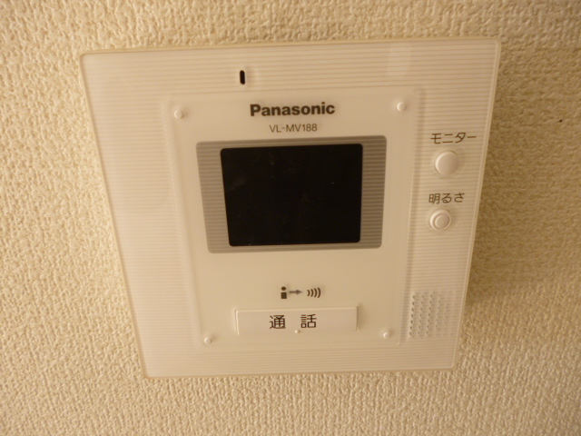 セキュリティ　急な訪問者をモニターで確認出来る、TVドアホン付