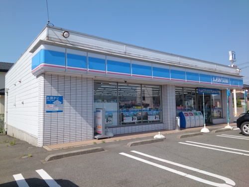 コンビニ　ローソン石盛町店（コンビニ）まで300m
