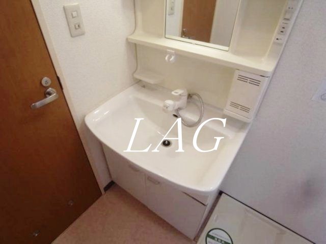洗面設備　洗面台です。