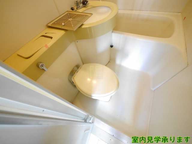 トイレ　ルネ御苑プラザ