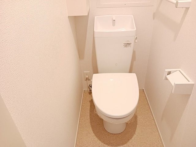 クレセント 太平通のトイレ写真