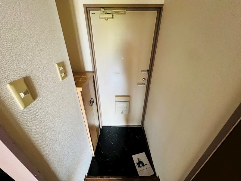 玄関　別部屋参照