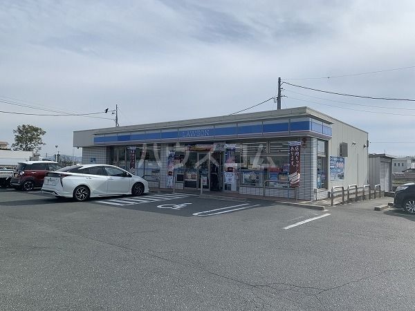 コンビニ　ローソン　豊川森店（コンビニ）まで917m