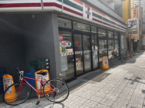 コンビニ　セブンイレブン 大阪福島7丁目店（コンビニ）まで245m