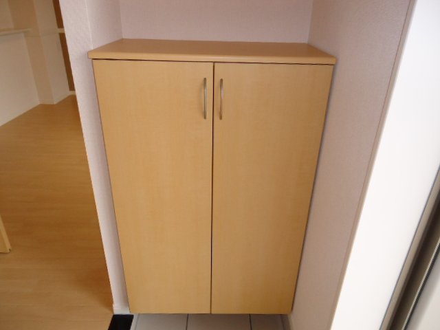 玄関　下駄箱