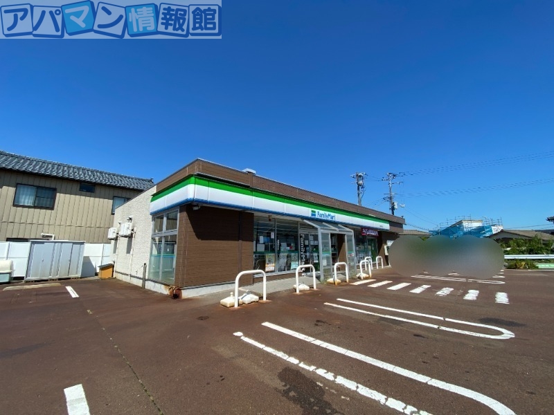 コンビニ　ファミリーマート巻桔梗が丘店（コンビニ）まで1150m