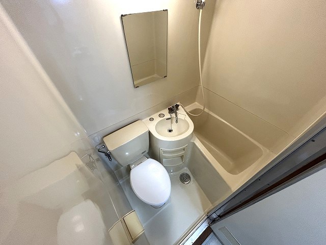 バス・シャワールーム　参考写真。
