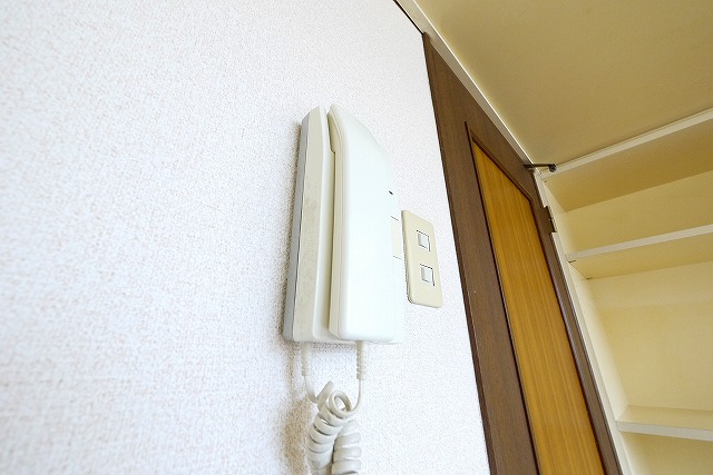 セキュリティ　インターホン付きで安心。