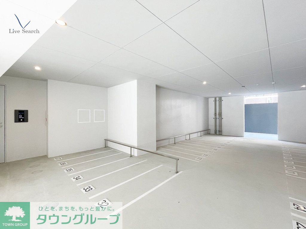 駐車場　駐車場