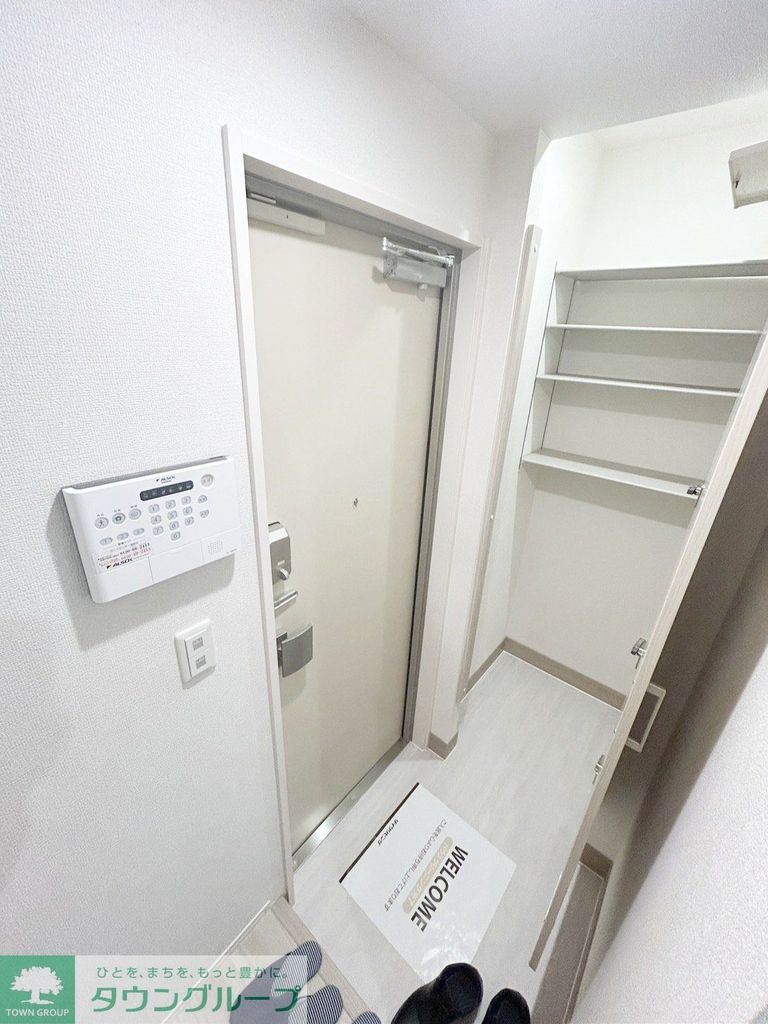 玄関　お問合せはタウンハウジングまで！※現地待合わせ相談可能