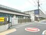 中学校　戸田市立戸田東中学校（中学校）まで875m