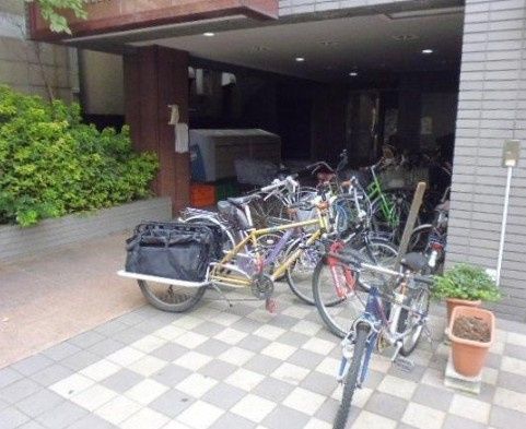 エントランス　☆開放的なエントランス☆