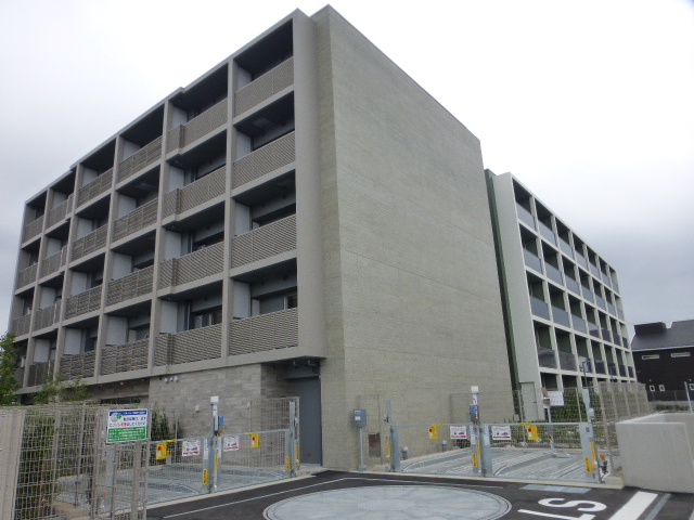 建物外観　”ペット可”オートロック付、RC造マンション